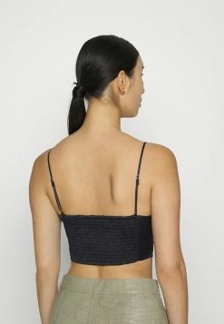 Abercrombie & Fitch Top - Black Beauty 7 Abercrombie & Fitch Top - Black Beauty -Abercrombie & Fitch Shop 096c699b65e945f884d3f4469f06949d