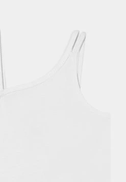 Abercrombie & Fitch ONE SHOULDER TANK SOLID - Top - White -Abercrombie & Fitch Shop 0e869a2daa6143fb84e8827aaeac167f