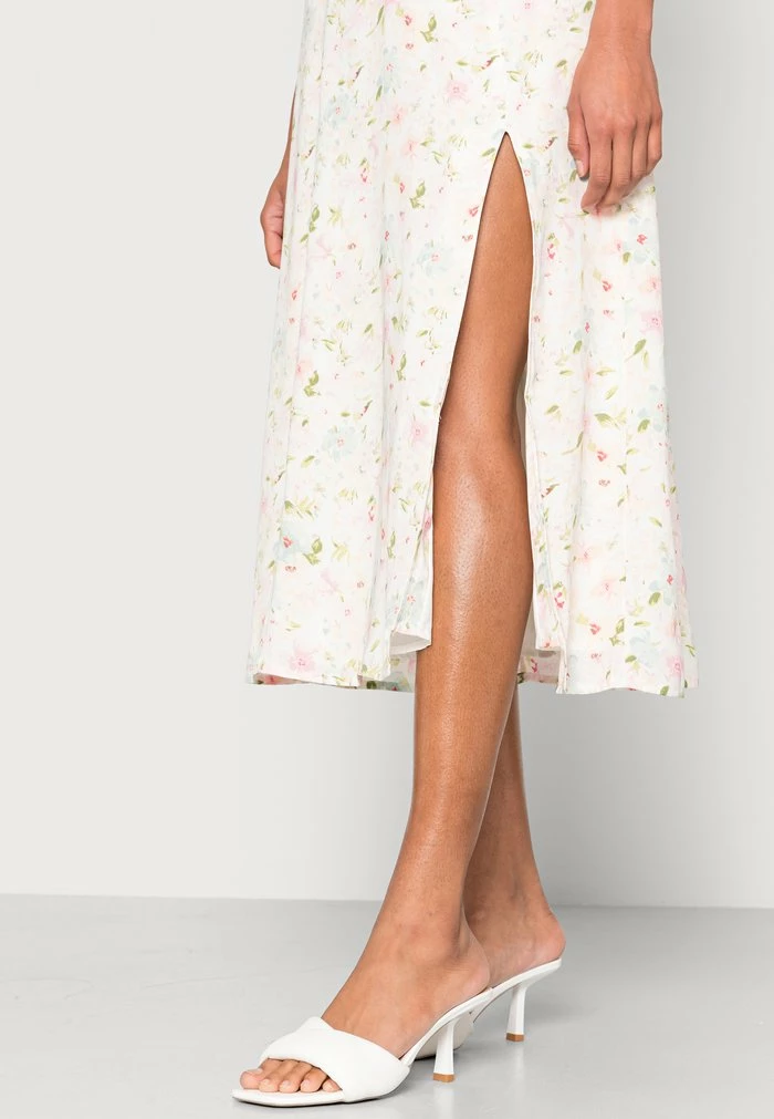 Abercrombie & Fitch TWIST FRONT - Day Dress - White Floral 5 Abercrombie & Fitch TWIST FRONT - Day Dress - White Floral - Image 5