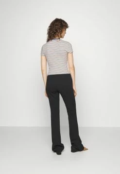 Abercrombie & Fitch ICON BABY CREW TEE FALL - Print T-shirt - White/blue -Abercrombie & Fitch Shop 1116c2a4fded4115bfac135b3ba78f48