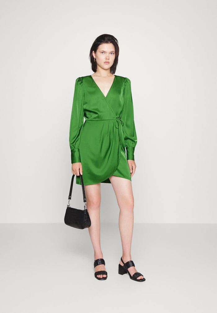 Abercrombie & Fitch WRAP DRESS - Cocktail Dress / Party Dress - Artichoke 2 Abercrombie & Fitch WRAP DRESS - Cocktail Dress / Party Dress - Artichoke - Image 2