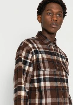 Abercrombie & Fitch HEAVYWEIGHT - Shirt - Brown Plaid -Abercrombie & Fitch Shop 1444d408a3584c89b955258fcc1cbb95