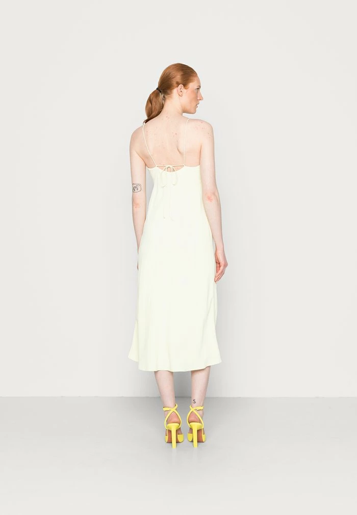 Abercrombie & Fitch NECK DETAIL BIAS MIDI - Day Dress - Green Solid 3 Abercrombie & Fitch NECK DETAIL BIAS MIDI - Day Dress - Green Solid - Image 3