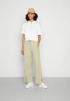 Abercrombie & Fitch ZIP POLO - Print T-shirt - Brilliant White