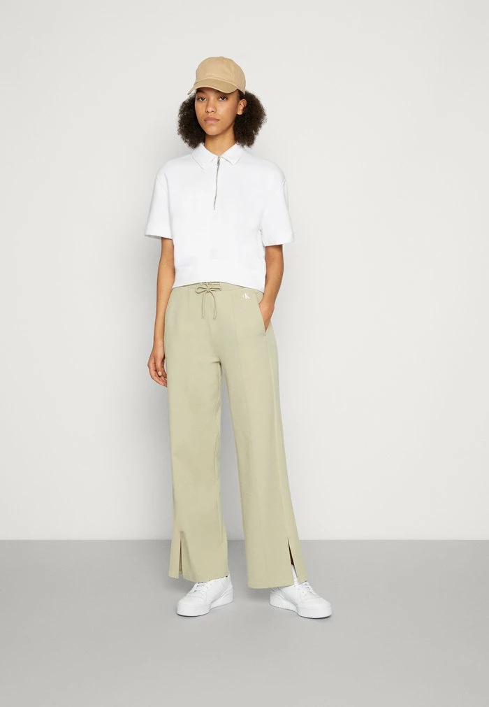 Abercrombie & Fitch ZIP POLO - Print T-shirt - Brilliant White 1 Abercrombie & Fitch ZIP POLO - Print T-shirt - Brilliant White