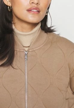 Abercrombie & Fitch QUILTED ONION - Bomber Jacket - Light Brown -Abercrombie & Fitch Shop 1b108ddf1a394110b01dd3acdd52e304