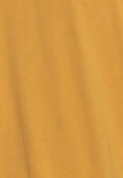 Abercrombie & Fitch CREW - Basic T-shirt - Gold -Abercrombie & Fitch Shop 1c0852b52e3247a68b02569be4ba2aac