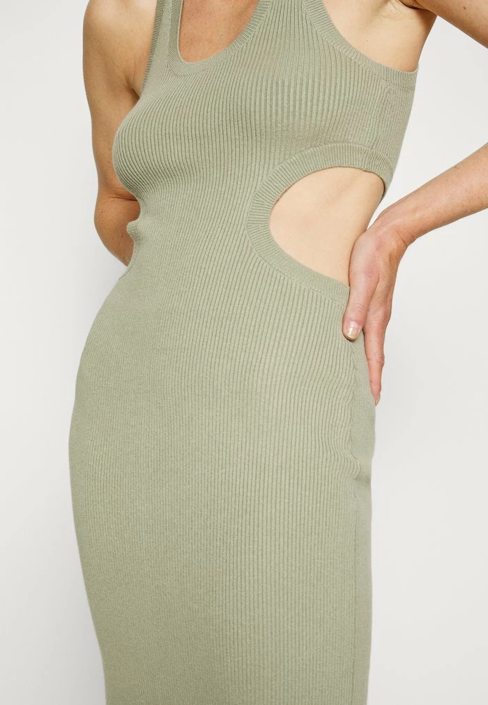 Abercrombie & Fitch SIDE CUTOUT MIDI - Jumper Dress - Green Solid 7 Abercrombie & Fitch SIDE CUTOUT MIDI - Jumper Dress - Green Solid - Image 7