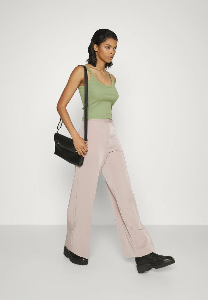 Abercrombie & Fitch RIB BIND TANK - Top - Olive 2 Abercrombie & Fitch RIB BIND TANK - Top - Olive - Image 2