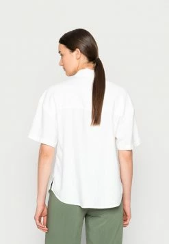 Abercrombie & Fitch OVERSIZED RESORT - Blouse - Brilliant White -Abercrombie & Fitch Shop 241c4c7b9f0446088415c841d3a2ee25