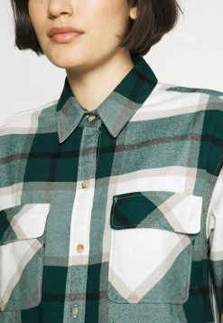 Abercrombie & Fitch LAYER OVERSHIRT - Button-down Blouse - Black Plaid 11 Abercrombie & Fitch LAYER OVERSHIRT - Button-down Blouse - Black Plaid -Abercrombie & Fitch Shop 2979cb2552644c97939ed61e402d34de