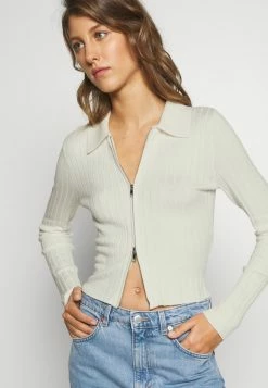 Abercrombie & Fitch CHASE ZIP SHORT CARDI - Cardigan - Cream 9 Abercrombie & Fitch CHASE ZIP SHORT CARDI - Cardigan - Cream -Abercrombie & Fitch Shop 2eeda7ef0fa140cab2b5a3c4b3970fdf