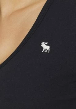 Abercrombie & Fitch V NECK MULTIPACK 3PACK - Basic T-shirt - White/seagrass/black -Abercrombie & Fitch Shop 2fd99c85144f46109878876fba26dcd4