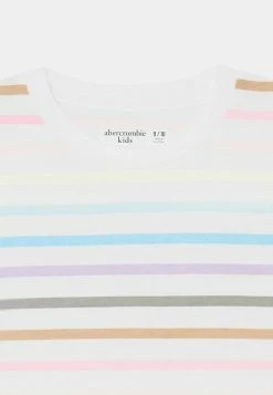 Abercrombie & Fitch PRIDE TEE - Print T-shirt - Multi-coloured 5 Abercrombie & Fitch PRIDE TEE - Print T-shirt - Multi-coloured -Abercrombie & Fitch Shop 311334c0f9b442be93c714167a944b16