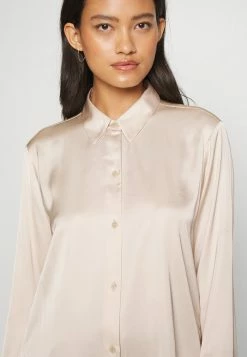 Abercrombie & Fitch SATIN UPDATE - Button-down Blouse - Off White -Abercrombie & Fitch Shop 31f5b9fc26574901b406f436eac8f146