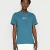 Abercrombie & Fitch TREND CROSSCHEST LOGO - Print T-shirt - Mallard Blue