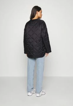 Abercrombie & Fitch NEW LINER - Short Coat - Black Beauty -Abercrombie & Fitch Shop 364136755d244490b02ccdfd0e4f2f96