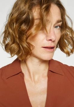 Abercrombie & Fitch O RING SHIRTDRESS - Day Dress - Brown -Abercrombie & Fitch Shop 389a889d641348208c50f9ac17dd5f0f