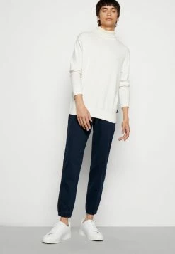 Abercrombie & Fitch EVERYDAY JOGGER - Trousers - Navy -Abercrombie & Fitch Shop 3b104c841be54b83b9a2d287612f2ce8