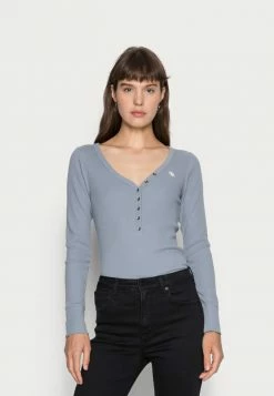Abercrombie & Fitch Long Sleeved Top - Blue