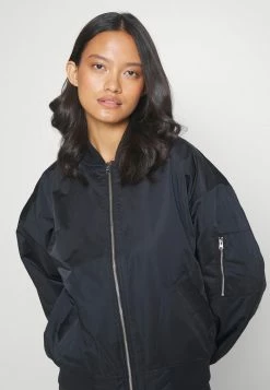 Abercrombie & Fitch TRADITIONAL - Bomber Jacket - Black 10 Abercrombie & Fitch TRADITIONAL - Bomber Jacket - Black -Abercrombie & Fitch Shop 44c1e273c9544f48bea5395129832462