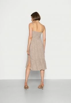 Abercrombie & Fitch SMOCKED BODICE MIDI DRESS - Day Dress - Tan Dot -Abercrombie & Fitch Shop 47737ea373c7412fa6d5c145b657fe53