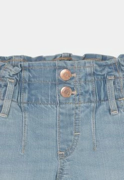 Abercrombie & Fitch CORE MIDI - Denim Shorts - Blue Denim 5 Abercrombie & Fitch CORE MIDI - Denim Shorts - Blue Denim -Abercrombie & Fitch Shop 48ee9259d14940e5a2c1f1a983c8b9a1