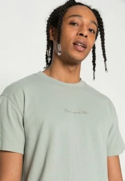 Abercrombie & Fitch CURVED SOLID UNISEX - Basic T-shirt - Green -Abercrombie & Fitch Shop 4b1a232129444884801ca6260710d8cb