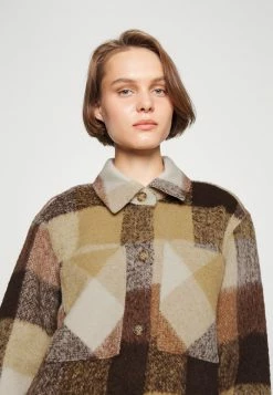 Abercrombie & Fitch NEW CLASSIC COZY SHACKET - Short Coat - Oatmeal Brown -Abercrombie & Fitch Shop 50810a11db8145c6a9fa27db6bcea6f0