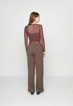 Abercrombie & Fitch TEE - Long Sleeved Top - Puce -Abercrombie & Fitch Shop 57b51fe0bfcf44e383dd76a64be6bdb3