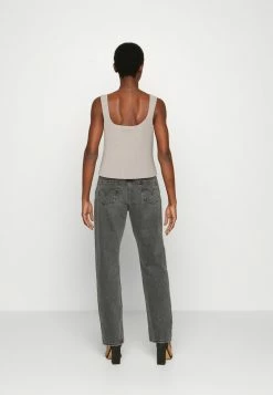 Abercrombie & Fitch ANGLED NECK TANK - Top - Brown -Abercrombie & Fitch Shop 57f6f4366758406f9a3eff6f0f17d023