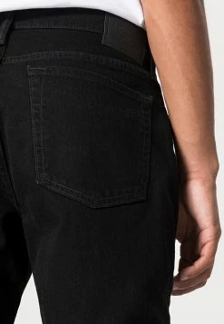 Abercrombie & Fitch Slim Fit Jeans - Saturated Black Wash -Abercrombie & Fitch Shop 58ca4d25e81b4ca8a751246188f48781