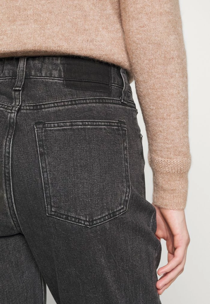 Abercrombie & Fitch CLEAN CURVY MOM - Relaxed Fit Jeans - Black 5 Abercrombie & Fitch CLEAN CURVY MOM - Relaxed Fit Jeans - Black - Image 5