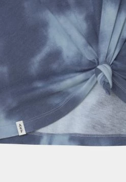 Abercrombie & Fitch KNOT-FRONT EASY TEE - Print T-shirt - Blue -Abercrombie & Fitch Shop 6b991e2e9fb949caa24313a14fe28b83