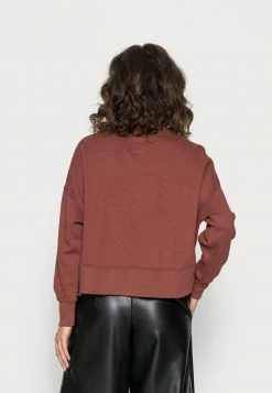 Abercrombie & Fitch UPPER TIER LOGO - Sweatshirt - Hot Chocolate 7 Abercrombie & Fitch UPPER TIER LOGO - Sweatshirt - Hot Chocolate -Abercrombie & Fitch Shop 6d128fe5d82648cdabf85d29ebc32374