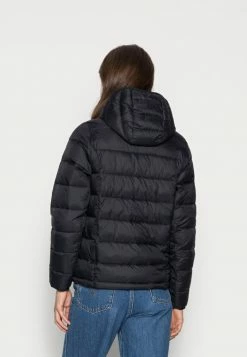 Abercrombie & Fitch PACKABLE PUFFER - Light Jacket - Black -Abercrombie & Fitch Shop 70a864897ca3404883952a4492a8aa16
