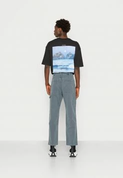 Abercrombie & Fitch FASHION PANT WORKWEAR UTILITY - Trousers - Dusty Blue -Abercrombie & Fitch Shop 7110fb3e812a41239468bfbd4bada024