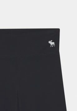 Abercrombie & Fitch SPLIT FLARE - Trousers - Black 5 Abercrombie & Fitch SPLIT FLARE - Trousers - Black -Abercrombie & Fitch Shop 716db706dc0d400181d1b6c119352821