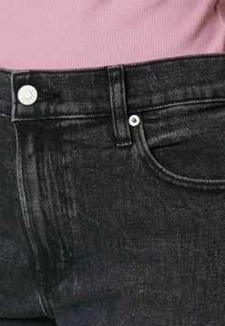 Abercrombie & Fitch Relaxed Fit Jeans - Black -Abercrombie & Fitch Shop 7170be9adba54513984d85b7a753956d