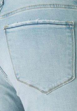 Abercrombie & Fitch LIGHT DESTROY MRSS ANKLE - Jeans Skinny Fit - Light Wash -Abercrombie & Fitch Shop 71da0d7910f34c8d98d2509053eb9080