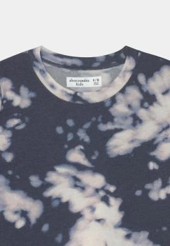 Abercrombie & Fitch CORE CREW ESSENTIAL - Print T-shirt - Navy -Abercrombie & Fitch Shop 73b849b65d184fc1a165428ab46d5786