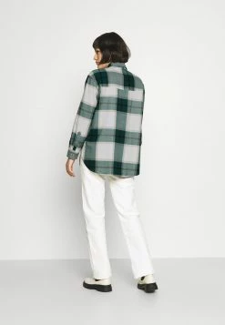 Abercrombie & Fitch LAYER OVERSHIRT - Button-down Blouse - Black Plaid 8 Abercrombie & Fitch LAYER OVERSHIRT - Button-down Blouse - Black Plaid -Abercrombie & Fitch Shop 74127aaff1804fe7b83e911b5029dc7d