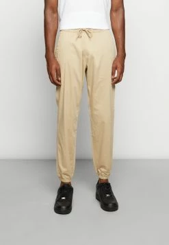 Abercrombie & Fitch EVERYDAY JOGGER - Trousers - Khaki