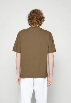 Abercrombie & Fitch EXCLUSIVE QIXI TEE UNISEX - Basic T-shirt - Khaki -Abercrombie & Fitch Shop 79f5f64d1797437d870e9c25b22ebdc0