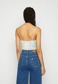 Abercrombie & Fitch BARE - Top - Green -Abercrombie & Fitch Shop 7b412125ac1e4da787704b7c63151ce1