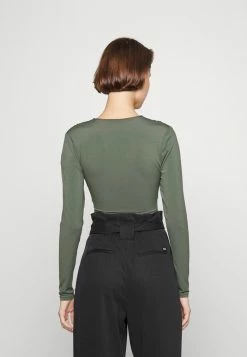 Abercrombie & Fitch SLINKY DEEP V RUCHED BODYSUIT - Long Sleeved Top - Thyme -Abercrombie & Fitch Shop 7d5f38c99c814f9fa9eddf3e563e5138