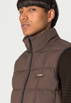 Abercrombie & Fitch PUFFER VEST - Waistcoat - Brown -Abercrombie & Fitch Shop 7e5bfd8350cb48248fb797950cbbfc04