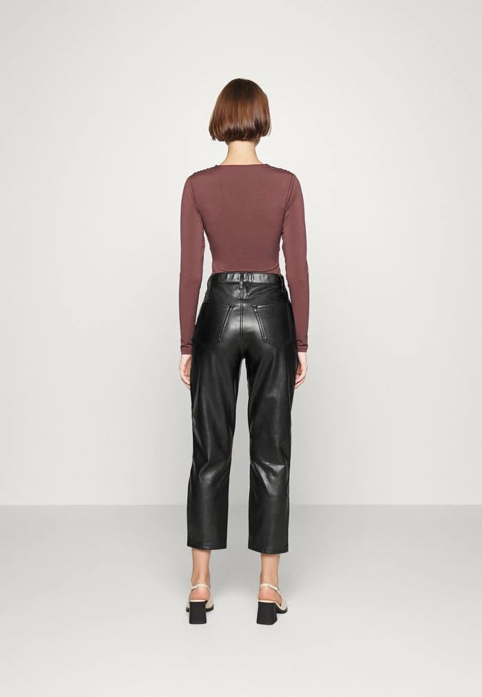 Abercrombie & Fitch Trousers - Black 3 Abercrombie & Fitch Trousers - Black - Image 3