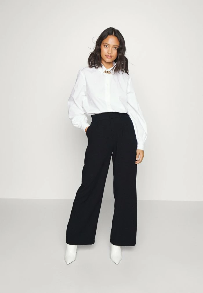 Abercrombie & Fitch 90S RELAXED TROUSER - Trousers - Black Beauty 2 Abercrombie & Fitch 90S RELAXED TROUSER - Trousers - Black Beauty - Image 2