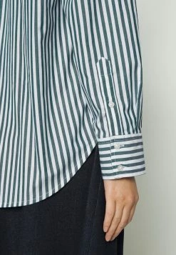 Abercrombie & Fitch Button-down Blouse - Green -Abercrombie & Fitch Shop 8191afb5a05c4de08df69b1b007c8101